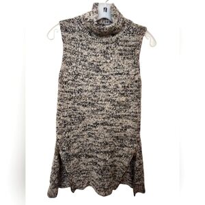 Michelle Nicole Sleeveless Mockneck Sweater - Black & Cream W Gold